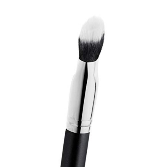 MAC 169 SCULPT BRUSH - Picture 2 of 2